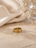 Clover ring