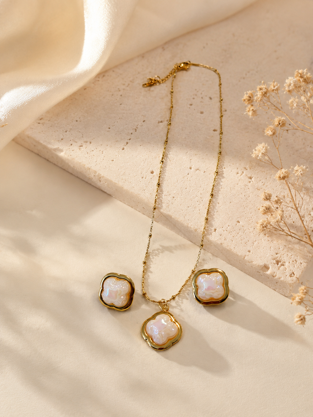 The Margot Set