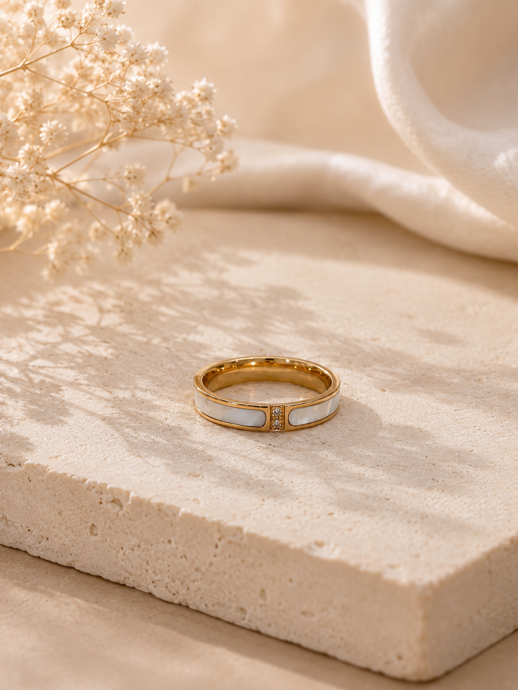 Luna Pearl Band