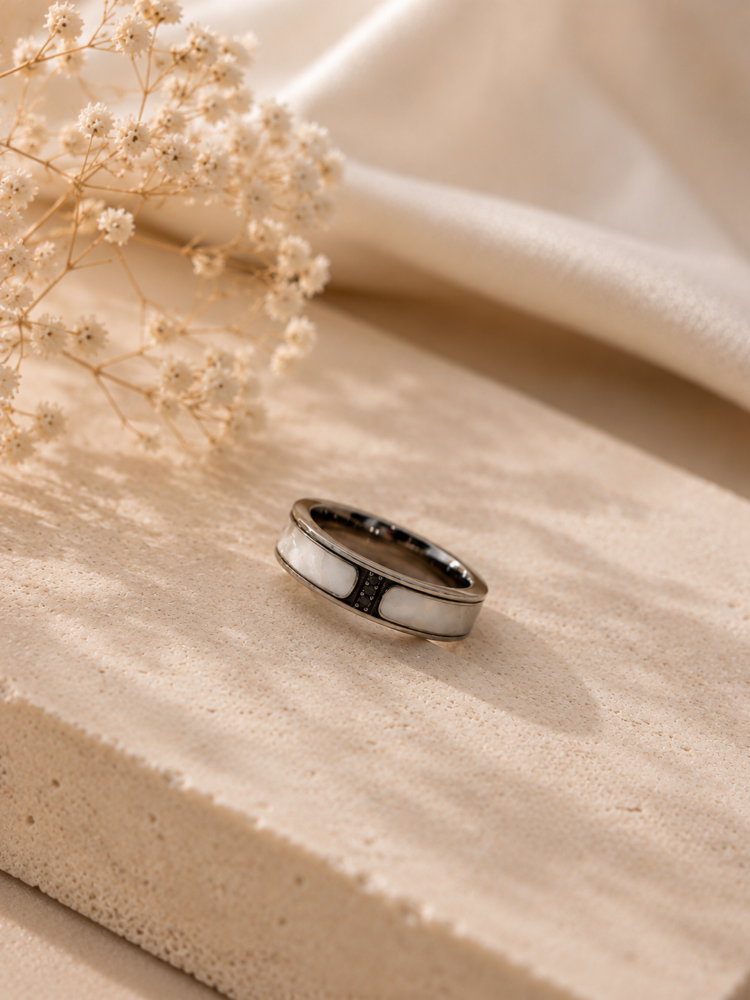 Luna Pearl Band