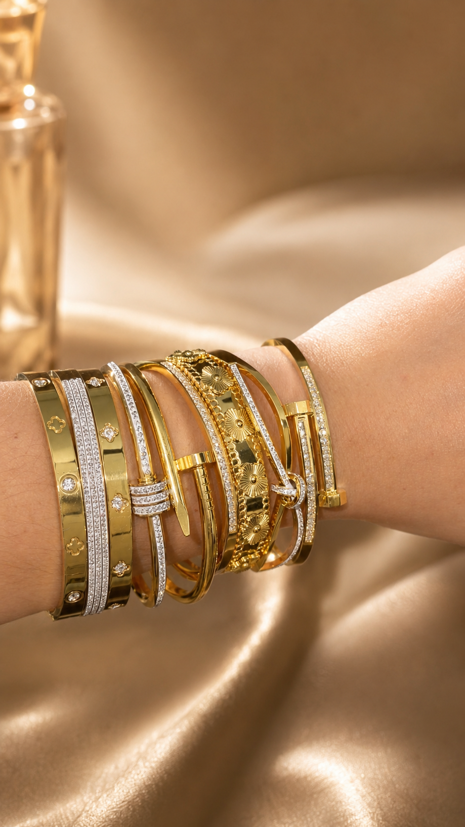 Halo Crystal Bangle